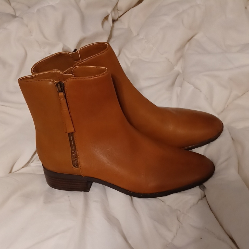 Naturalizer Brown Ankle Boots